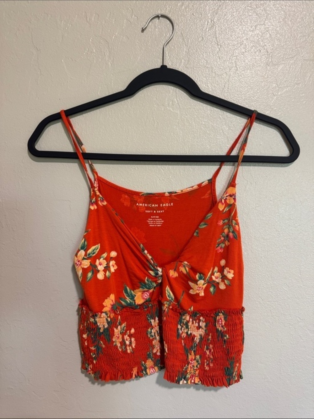 American Eagle Outfitters Orange Floral Smocked Cropped Cami size small